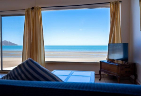 Gorgeous beach front condo